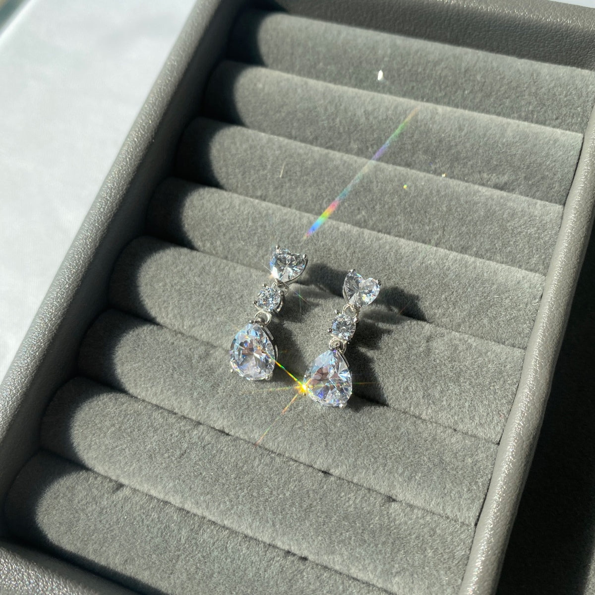 ADIA EARRINGS