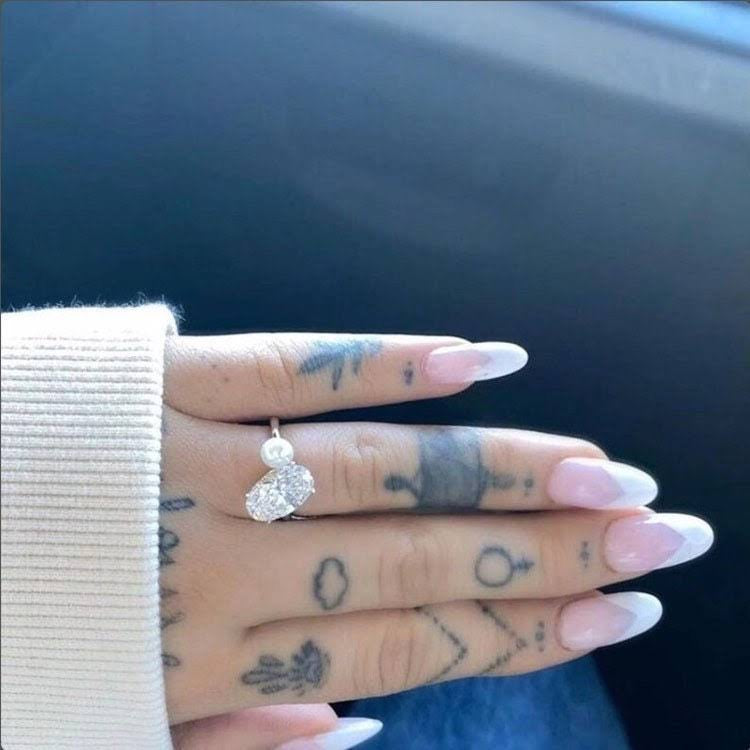 ARIANA RING