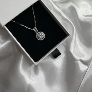 Nuri necklace