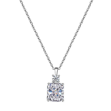 CLASSY NECKLACE